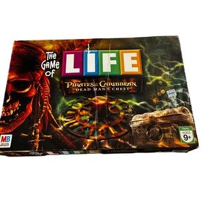 Game of Life Pirates of the Caribbean Dead Man’s Chest Board Game
